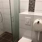 Szem-s Ueduelo Es Lakopark A Szem-s Vendeghaz Uj Neve 4*