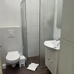 Szem-s Ueduelo Es Lakopark A Szem-s Vendeghaz Uj Neve Penzion 4*