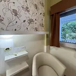 Szem-s Ueduelo Es Lakopark A Szem-s Vendeghaz Uj Neve 게스트하우스 4*