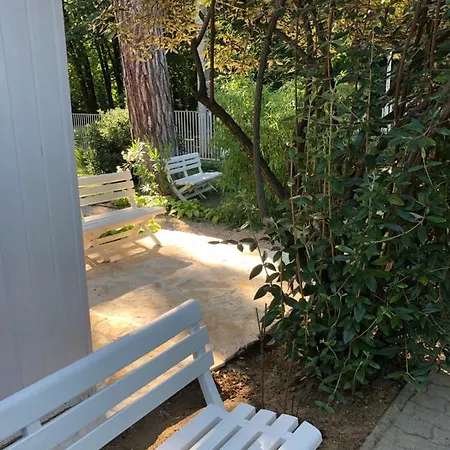 Szem-s Vendeghaz Guest house Balatonszemes