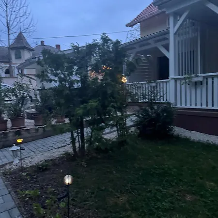 Szem-s Vendeghaz
