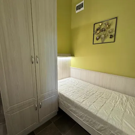 Szem-s Ueduelo Es Lakopark A Szem-s Vendeghaz Uj Neve 4*