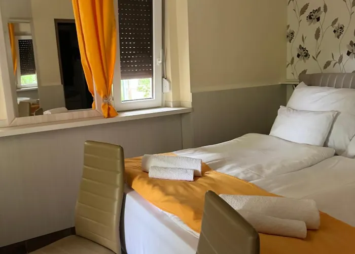 Szem-s Ueduelo Es Lakopark A Szem-s Vendeghaz Uj Neve 4* Balatonszárszó